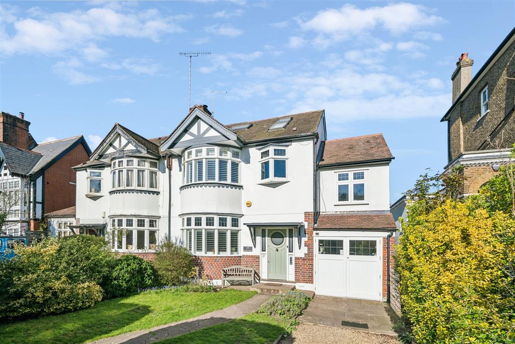 Property photo 1 of 16 Grove Park Road, W4 - For Sale