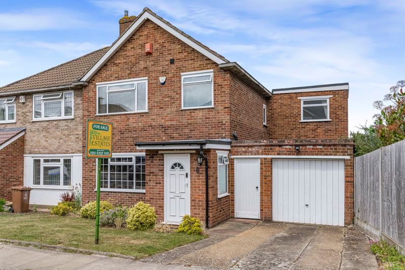 Property photo 1 of 17 External
