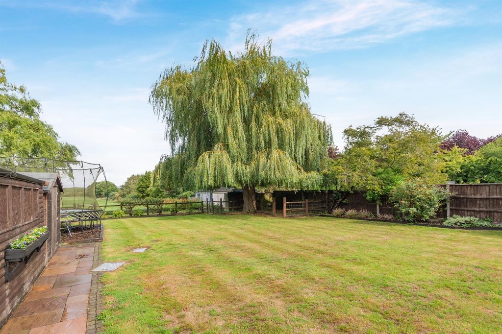 Property photo 3 of 18