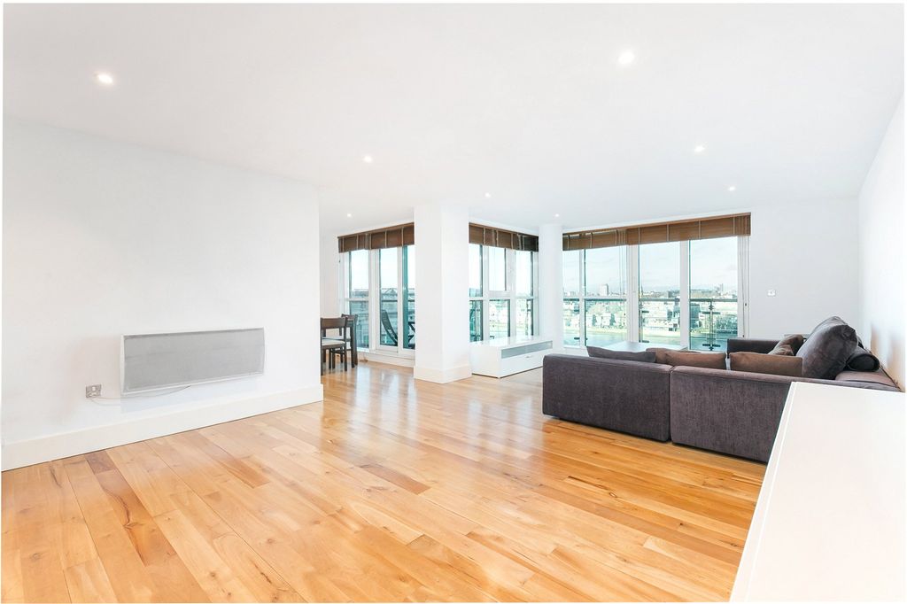 Property photo 1 of 23 Picture No. 02