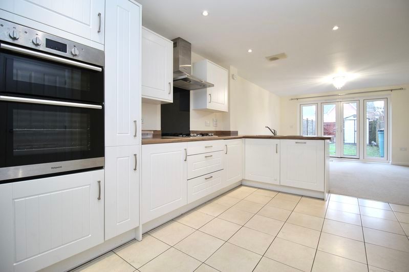 Property photo 2 of 15 Kitchen