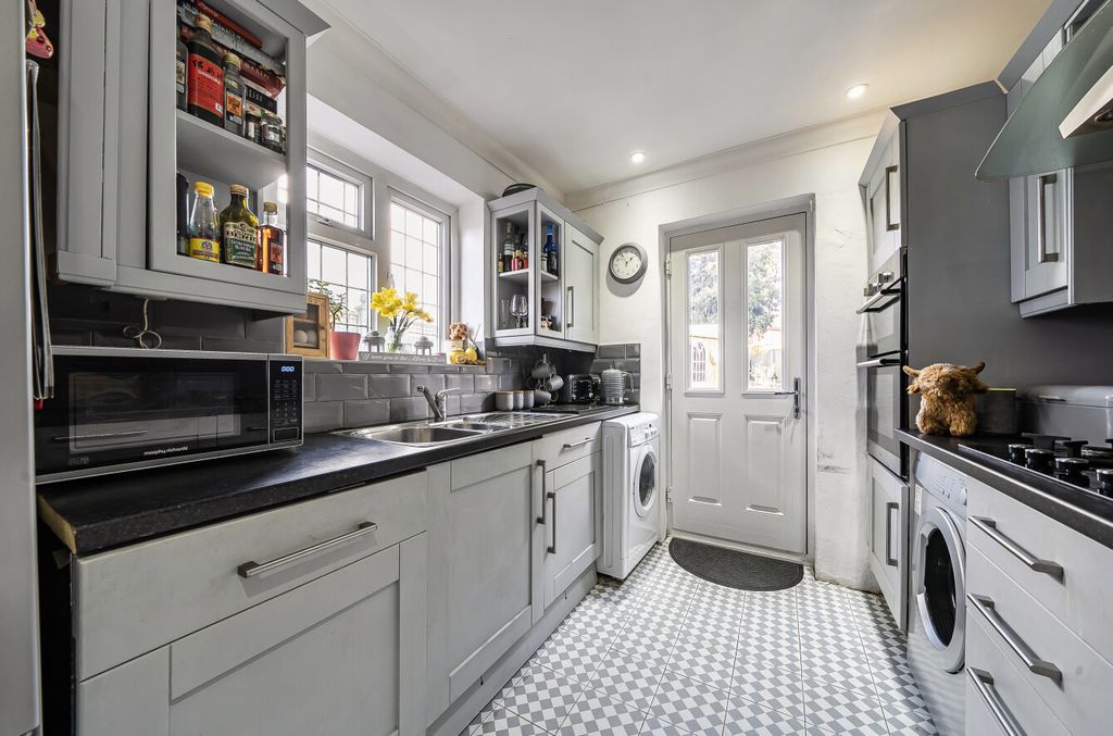 Property photo 3 of 18 1422448-6-69B17B7...