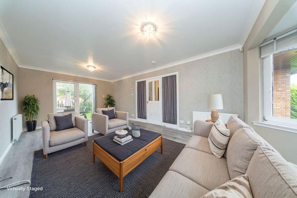 Property photo 2 of 23 Virtually Staged Lounge / Dining