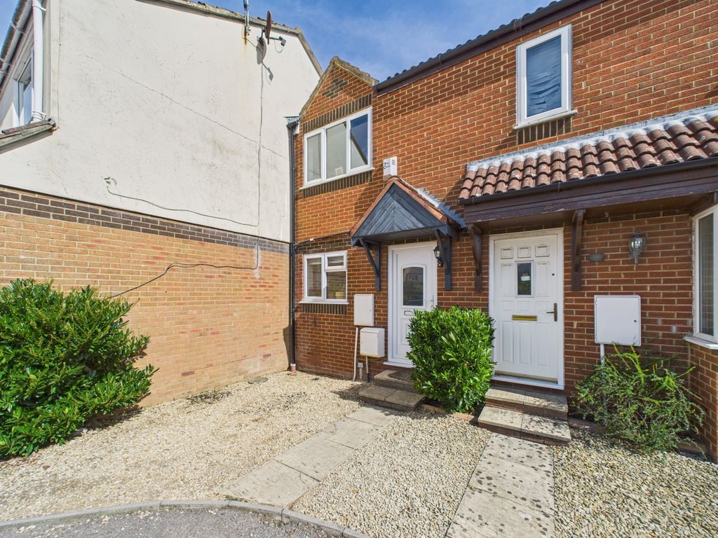 Property photo 2 of 18 Cam02023G0-Pr0169-Still005