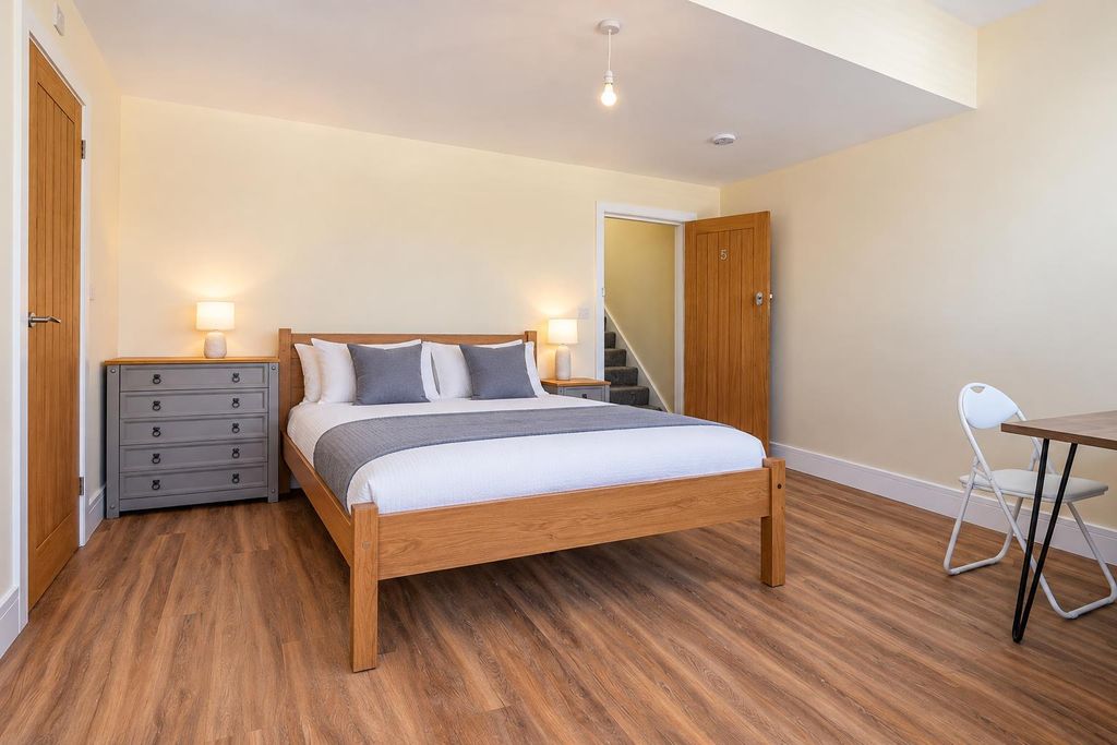 Property photo 3 of 15 Room Picture 2.Png