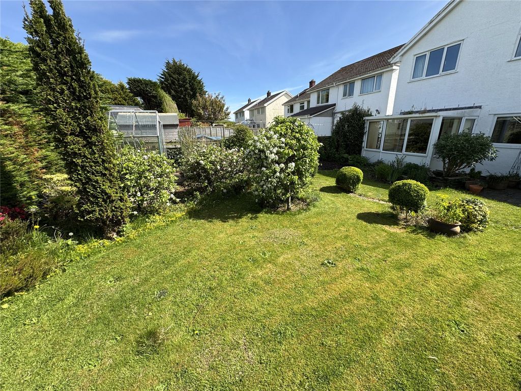 Property photo 3 of 14 Picture No. 16