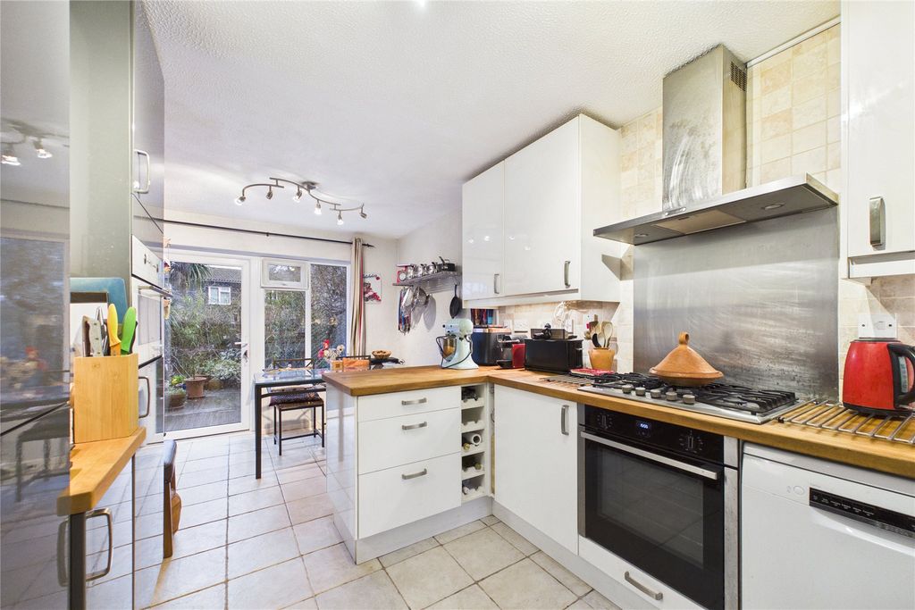 Property photo 3 of 10 Picture No. 02