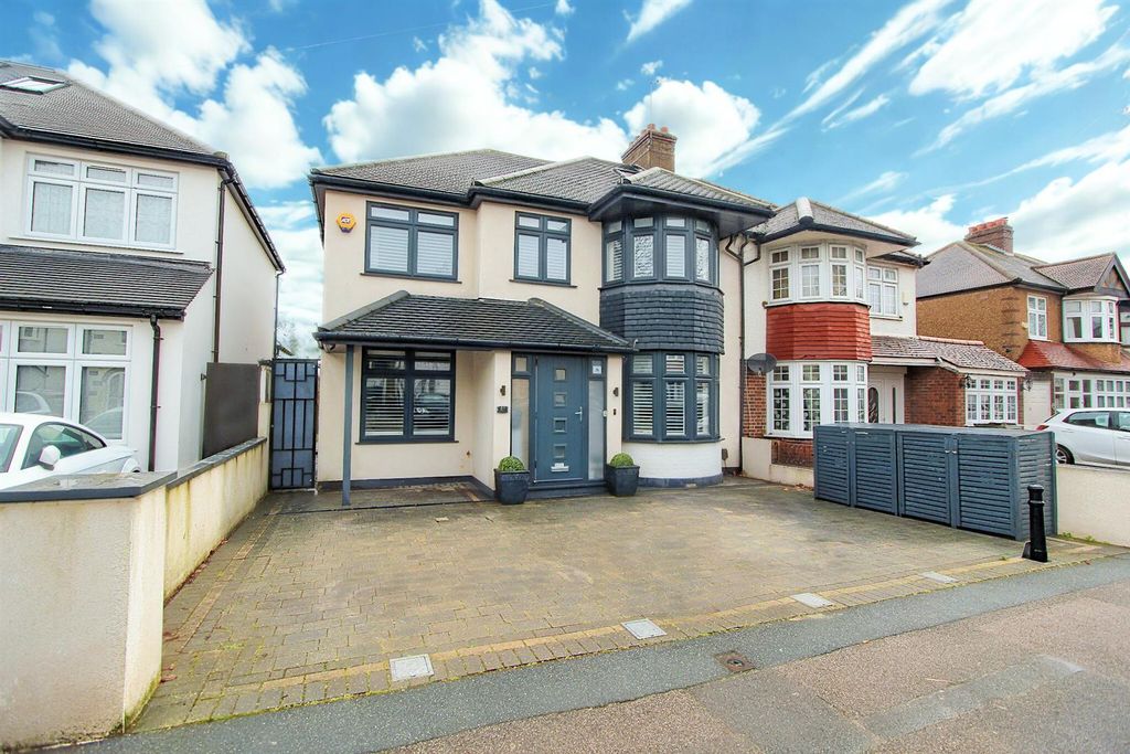 Property photo 1 of 27 Ed4003F6-d7Fe-4Fd8-Ae11-6c6F3A1A4F42 (2).Jpg