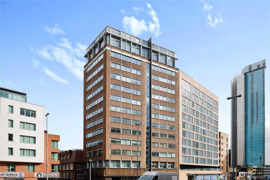 Suffolk Street Queensway, Birmingham, West Midlands B1 - View 3