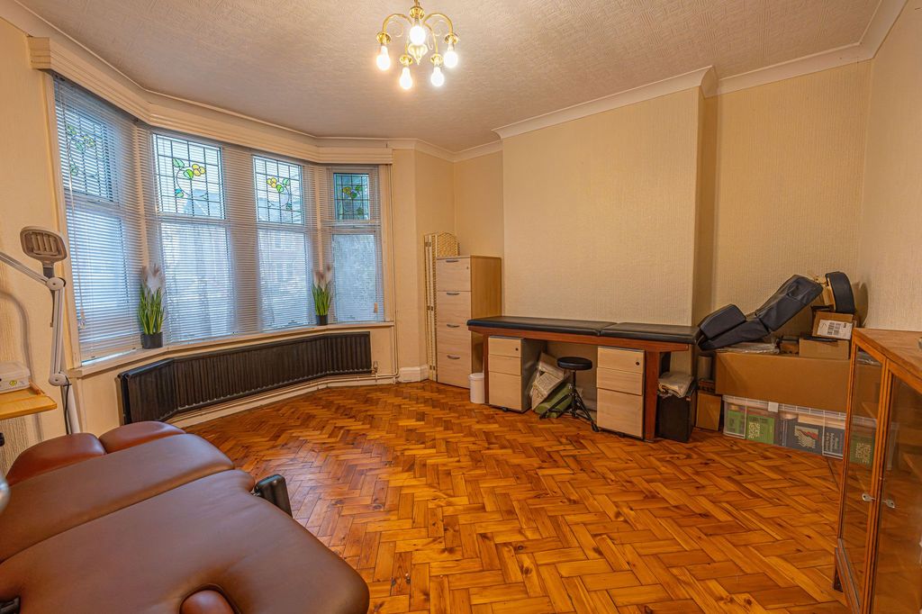 Additional image 13 of 3 bed semi-detached house for saleNewport Road, Rumney CF3