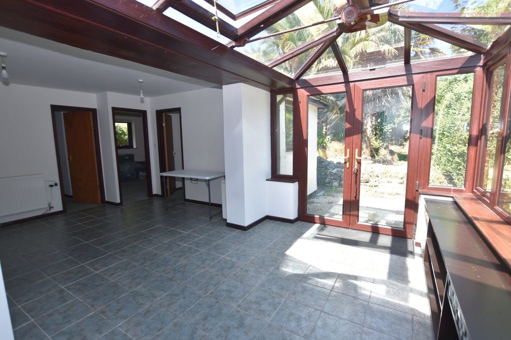 Property photo 2 of 22 Sun Room
