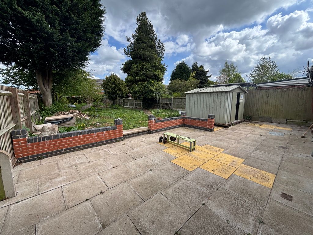 Property photo 2 of 12 Image