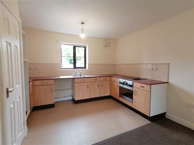 Property photo 2 of 5 Image