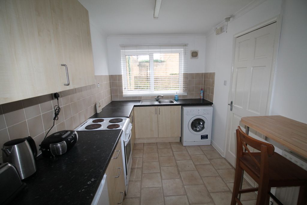 Property photo 3 of 7 Img_7881