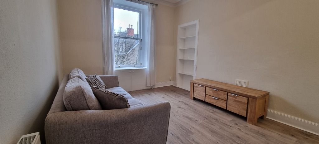 Property photo 2 of 10 Photo 2