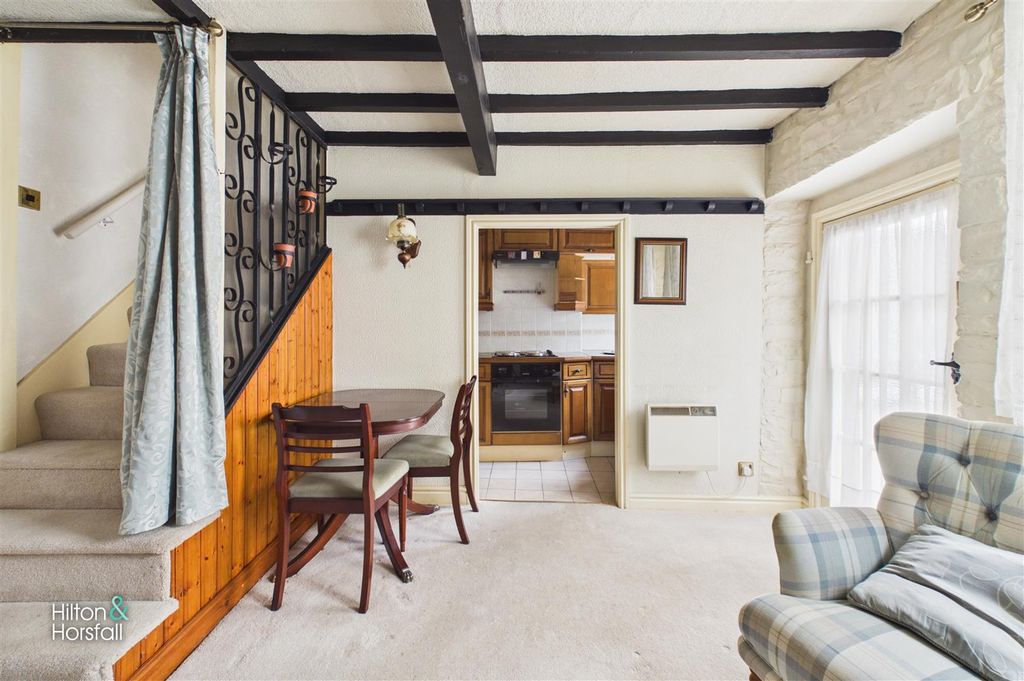 Property photo 3 of 9 Corlass Street