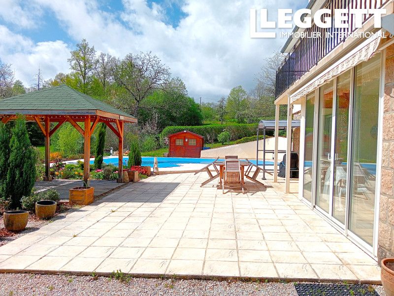 Property photo 2 of 10