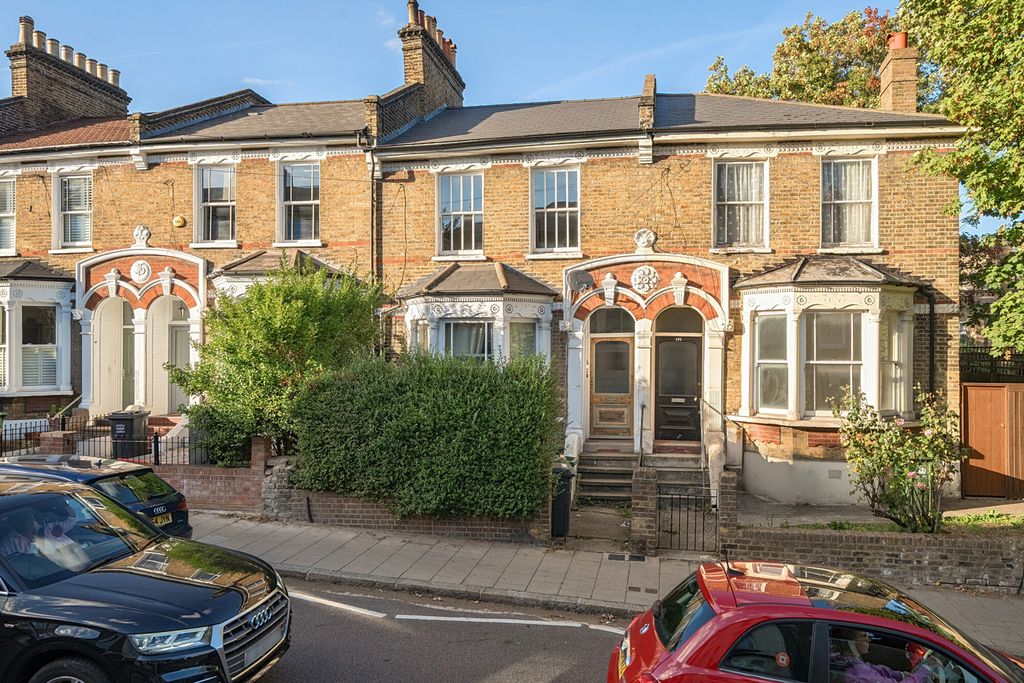 Property photo 2 of 17 1527728-2-6Abfd30...