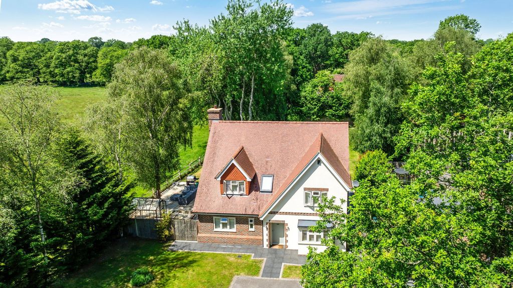 Property photo 1 of 25