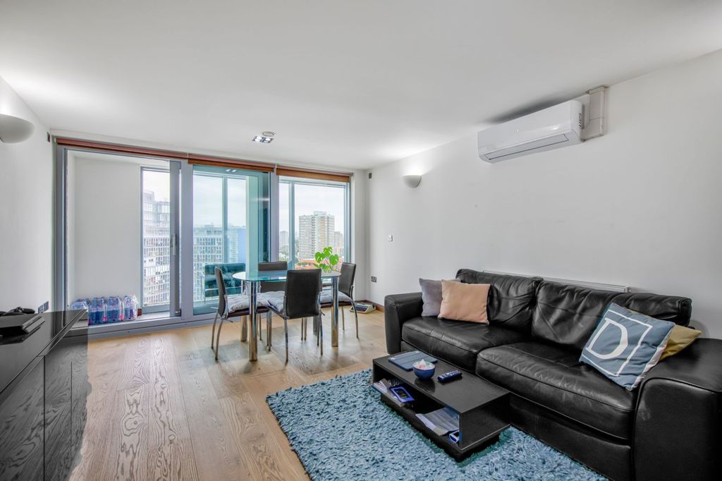 Property photo 3 of 11 Picture No. 08