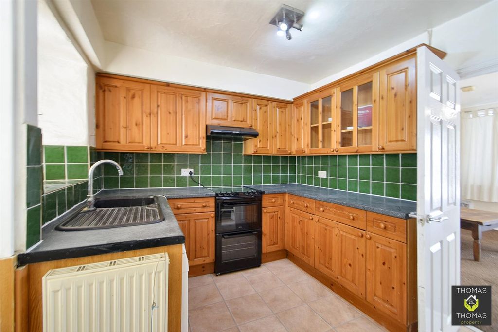 Property photo 2 of 13 Dsc_0069 (1).Jpg