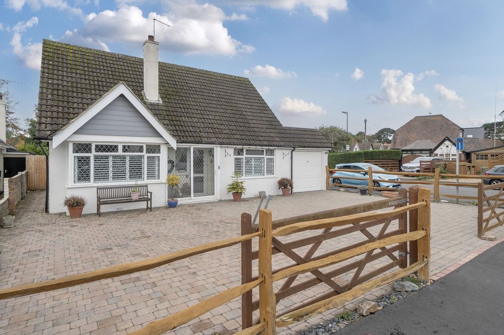 Property photo 1 of 17 Front