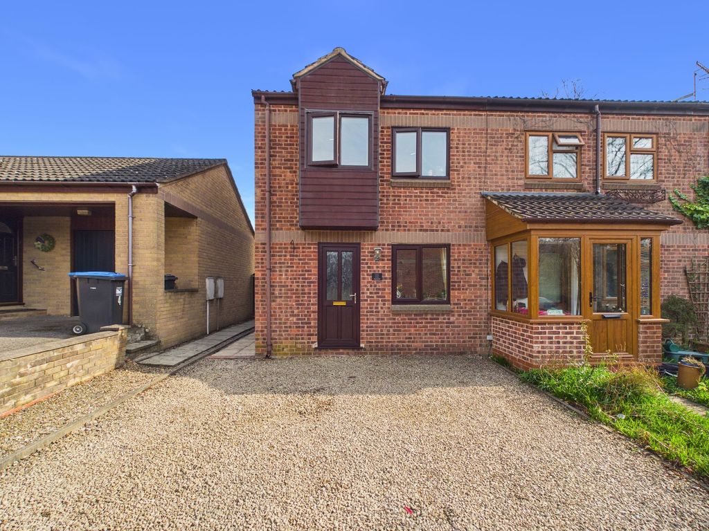 Property photo 1 of 13 Outside