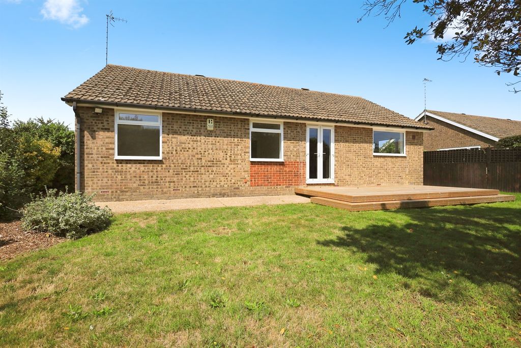 Property photo 2 of 16