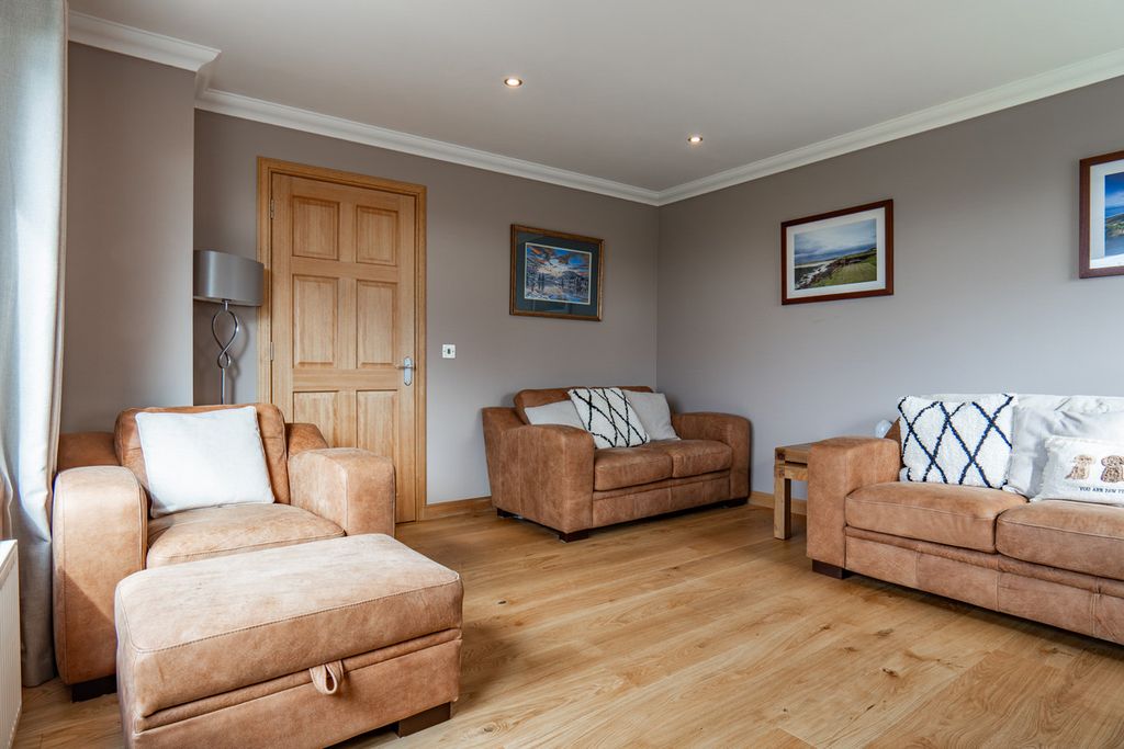 Property photo 2 of 49