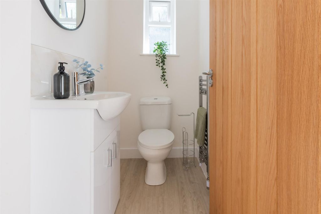 Additional image 16 of 4 bed semi-detached house for saleBack Lane, Bilbrough, York YO23