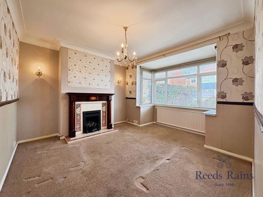 Property photo 3 of 17 Pbox-Img.Jpg
