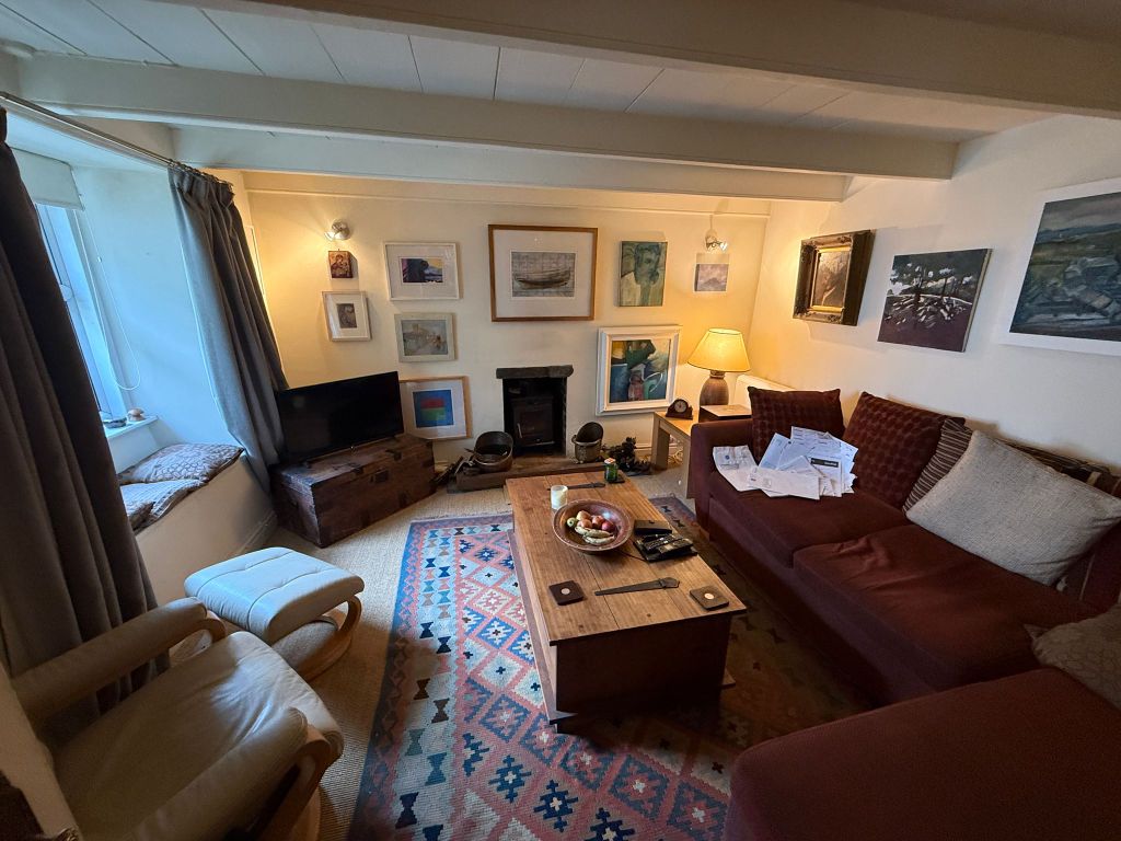 Property photo 3 of 10