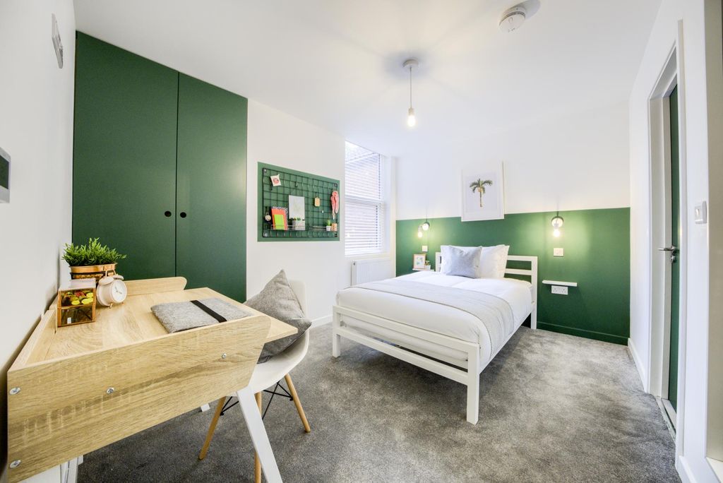 Property photo 2 of 26 Photo 1