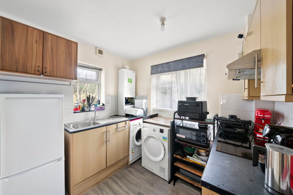 Property photo 2 of 12 Photo 7