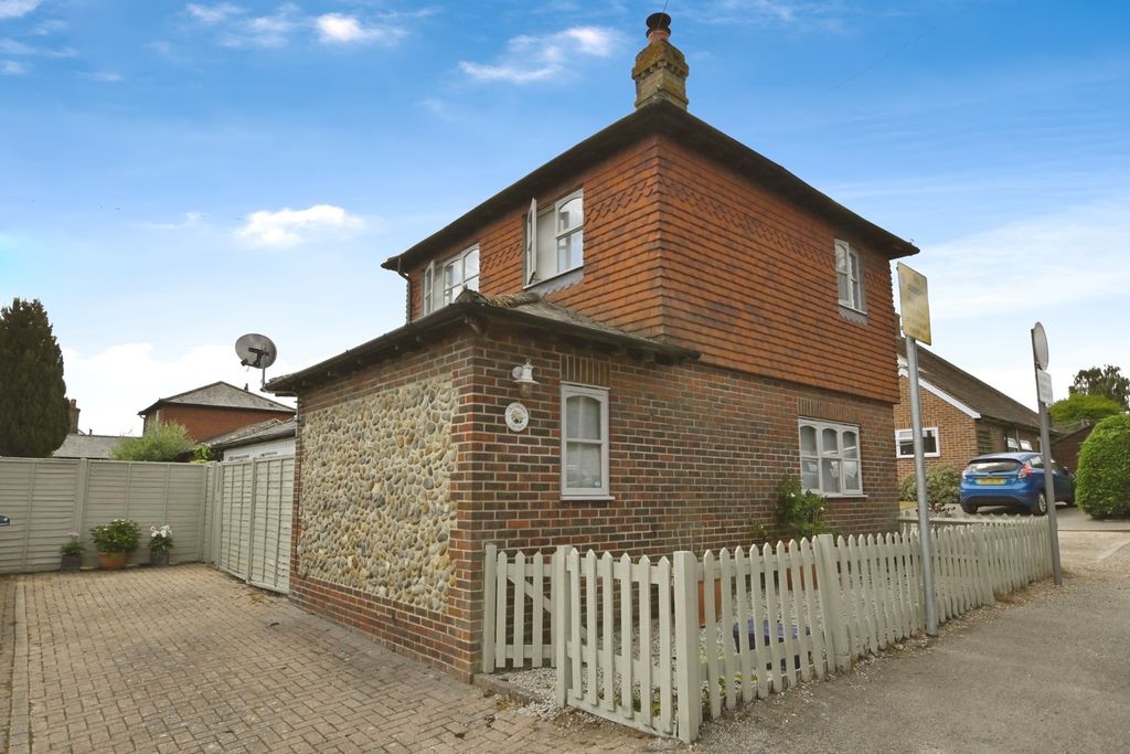 Property photo 1 of 17 Photo