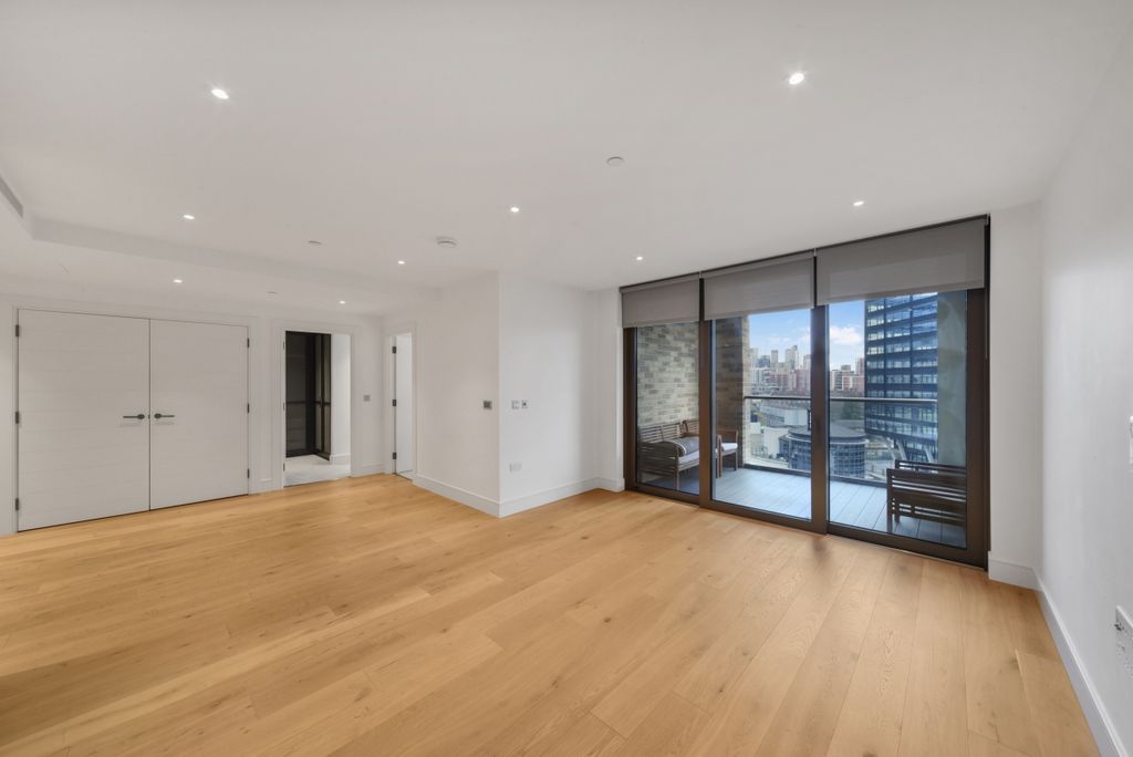 Property photo 1 of 19 Dsc_1318_High