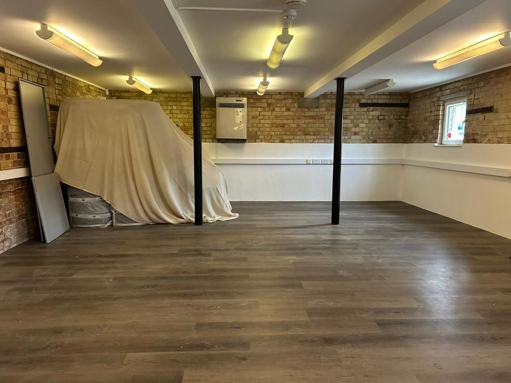 Property photo 3 of 9 Photo 3