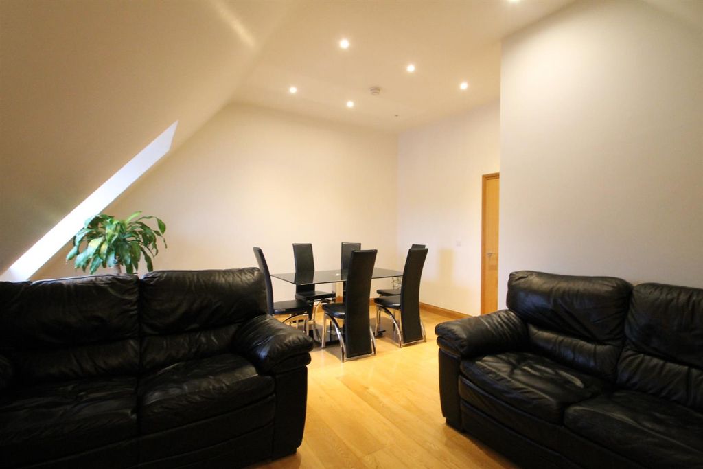 Property photo 3 of 13 Img_6338.Jpg