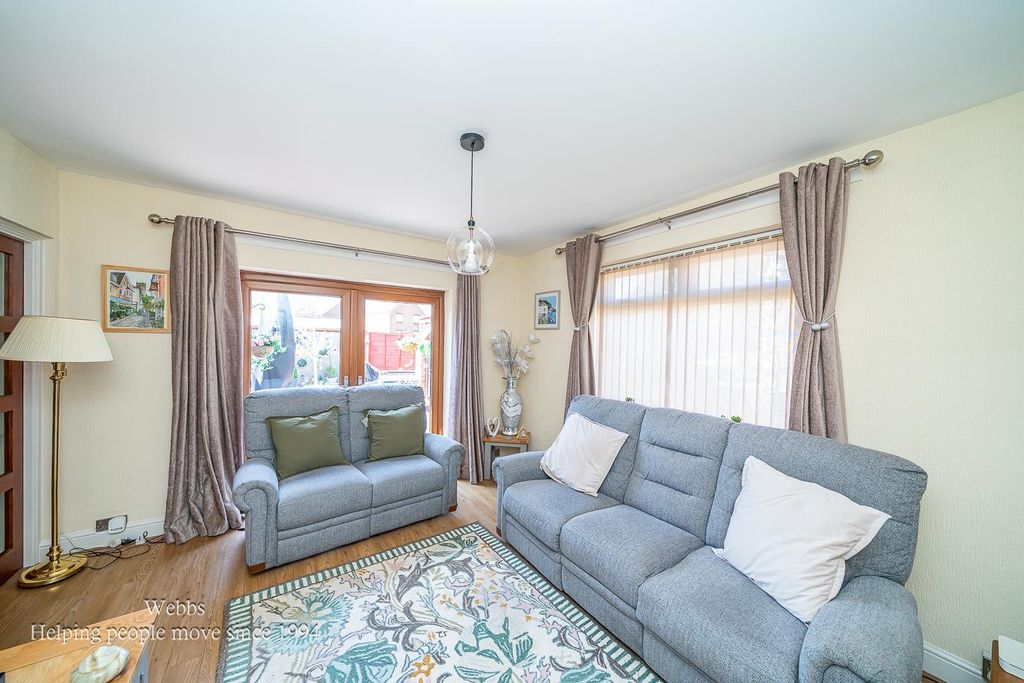 Property photo 3 of 30 Webbs -2.Jpg