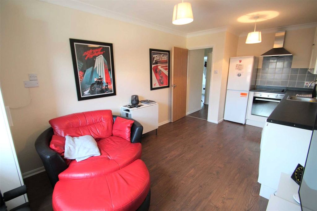 Property photo 3 of 7 Photo