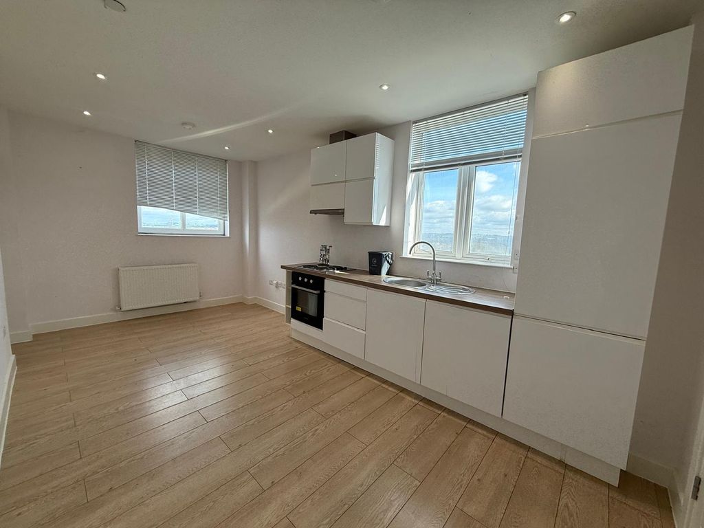 Property photo 1 of 6 Breakfast Room