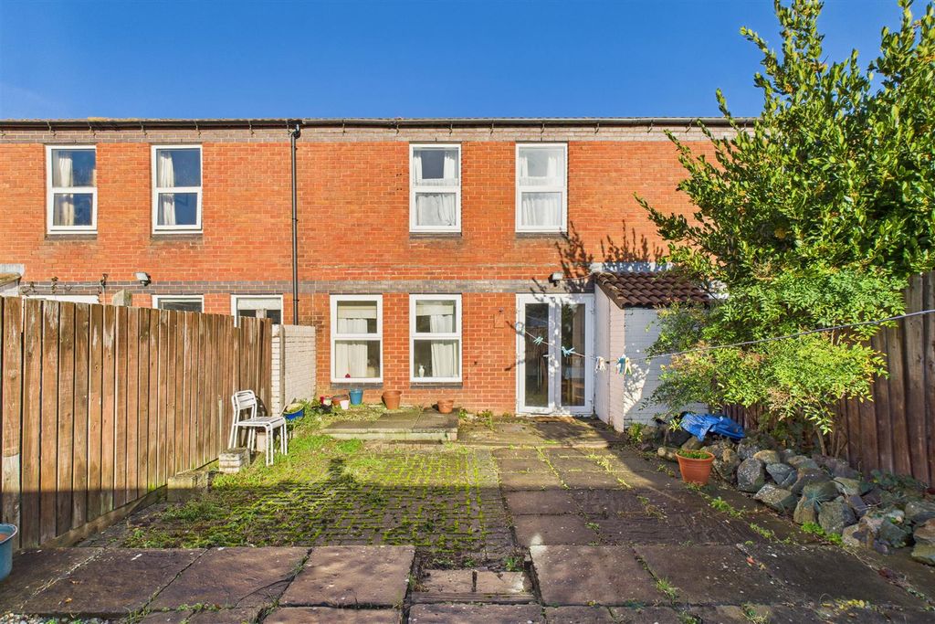 Property photo 3 of 10 Rear Garden.Jpg