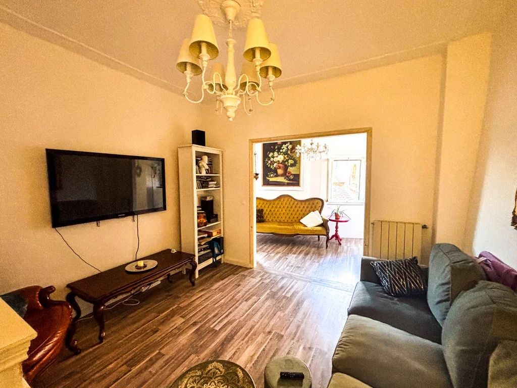 Property photo 3 of 25