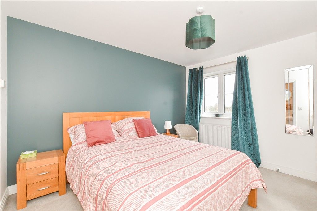 Property photo 1 of 10 Bedroom 1