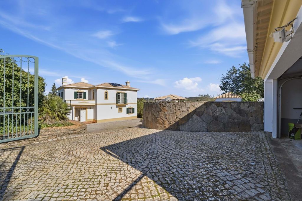 Property photo 3 of 30