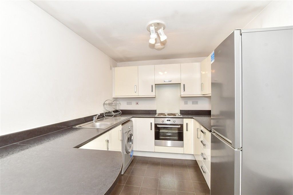 Property photo 1 of 8 Kitchen