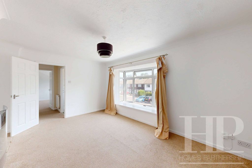 Property photo 3 of 8