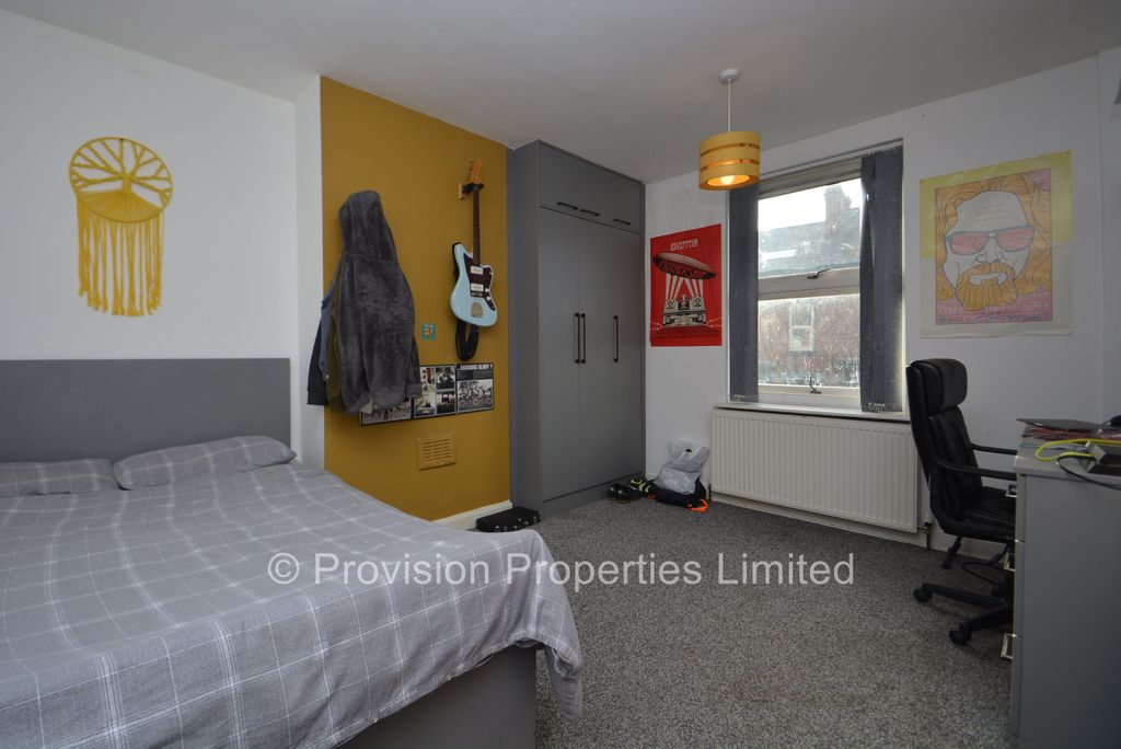 Property photo 2 of 6 Photo