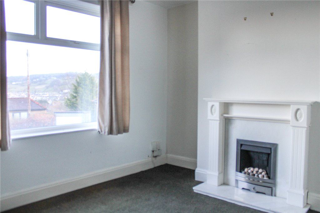 Property photo 2 of 8 Sitting Room