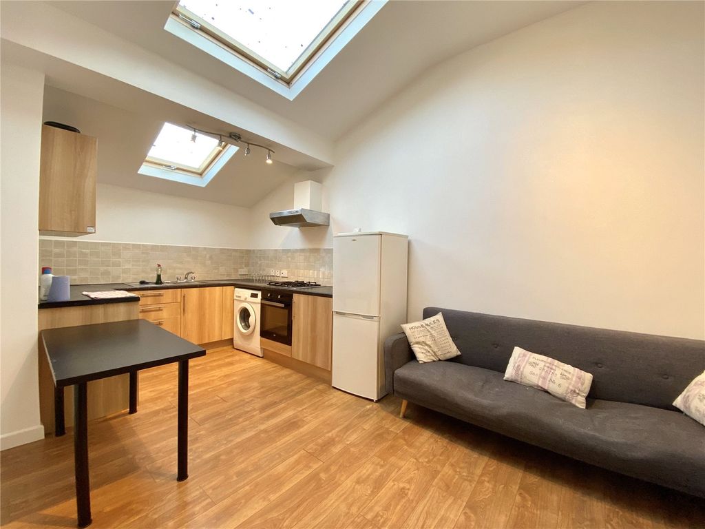 Property photo 1 of 13 Picture No. 22